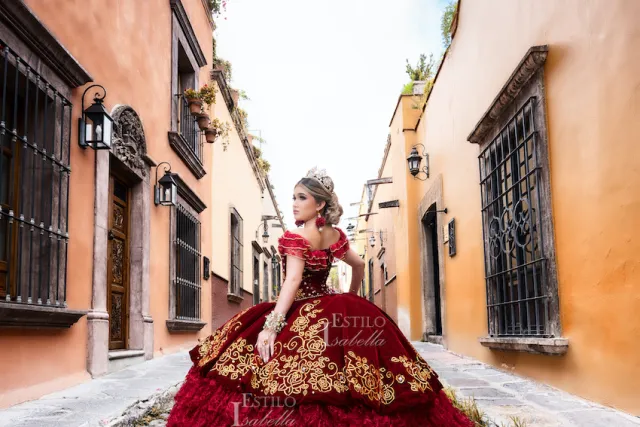 Estilo Isabella Quinceanera Dresses