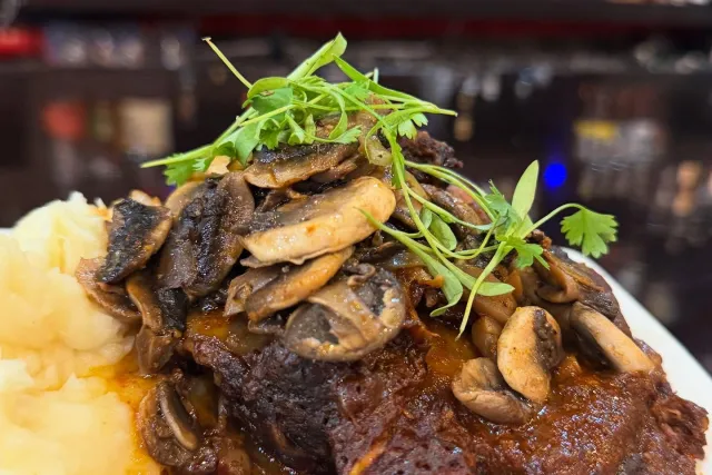 exodus bar and grill catering