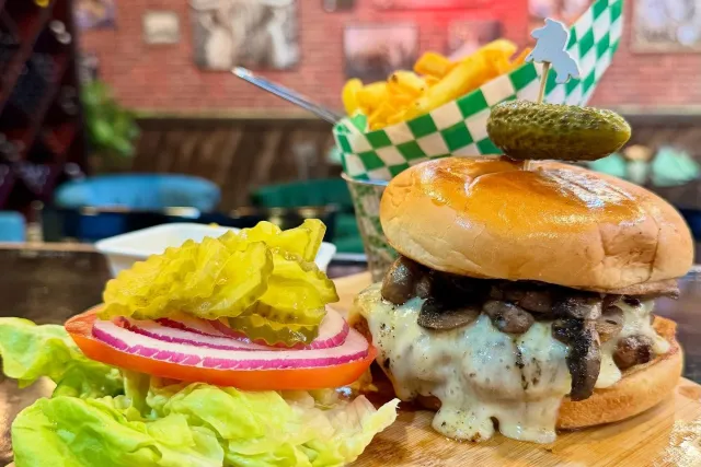exodus bar and grill catering burger