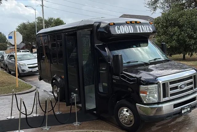 First Class Executive Fleet Houston